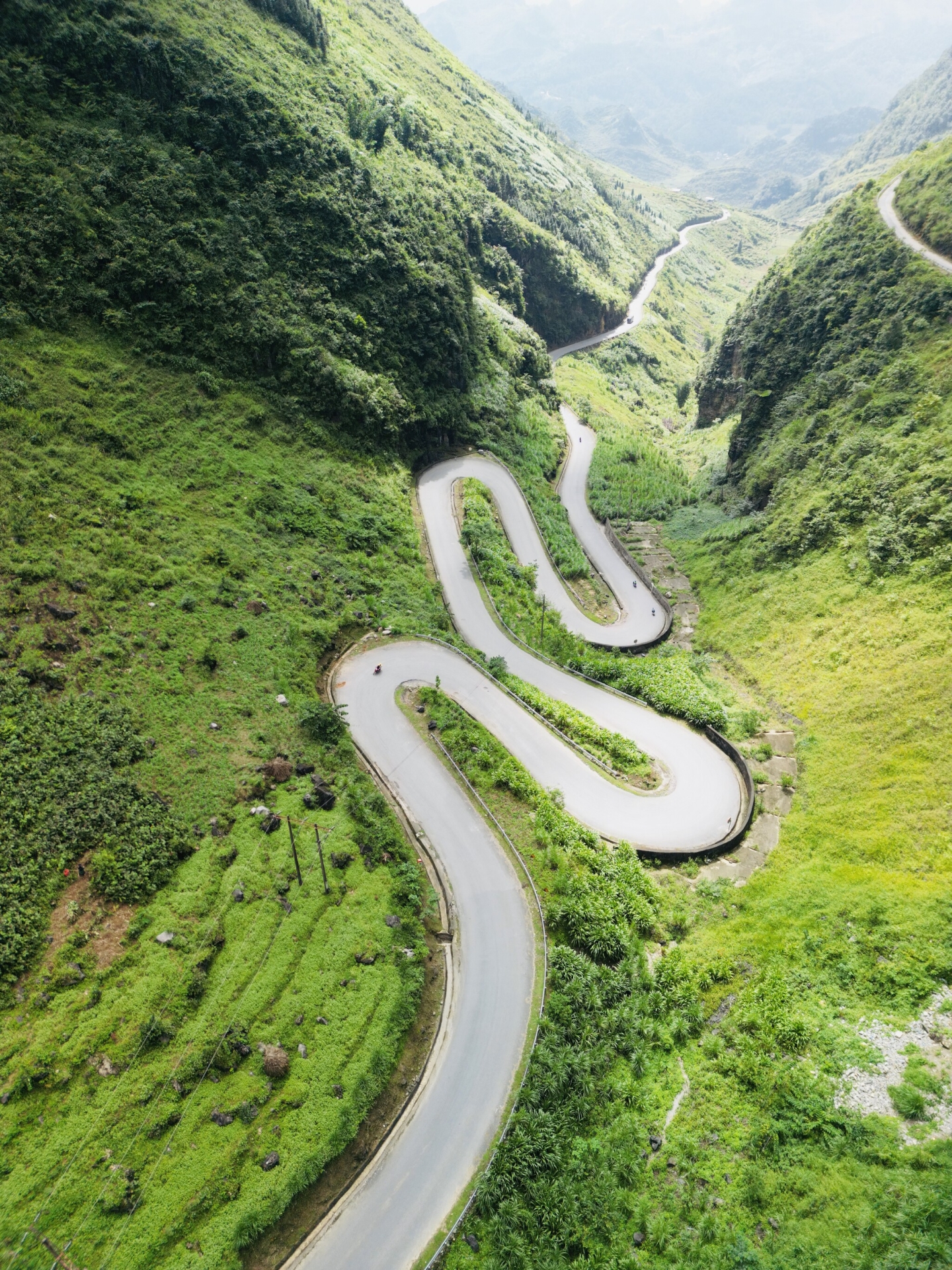 Caravan Đông Bắc: Nội Bài - Phú Thọ - Tuyên Quang - Hà Giang - Cao Bằng - Lạng Sơn - Nội Bài