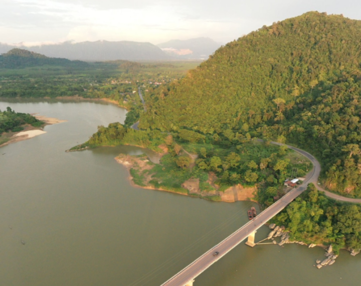 Caravan Lào: Cửa khẩu Lao Bảo - Pak Kading - Vientiane - Vang Vieng - Luang Prabang - Paksan - Cửa khẩu Cầu Treo (trải nghiệm tàu cao tốc)